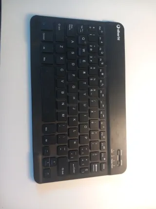 Teclado Bluetooth SilverHT Negro