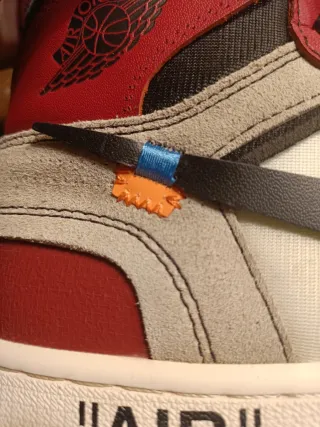 Jordan 1 Retro High Off-White Chicago 44
