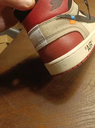 Jordan 1 Retro High Off-White Chicago 44