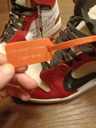 Jordan 1 Retro High Off-White Chicago 44