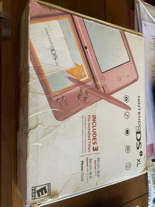 Nintendo DSi XL Rosa Metálico