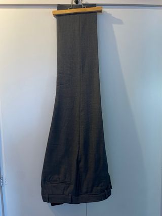 3 trajes completos de vestir  y Americana de pana
