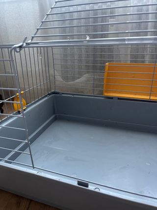 Jaula para conejos/cobayas gris y amarilla