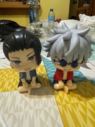 Figuras Gojo y Geto