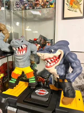 Figura Tiburón Street Sharks