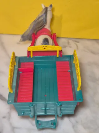 Carrozza Sylvanian Families con Cavallo