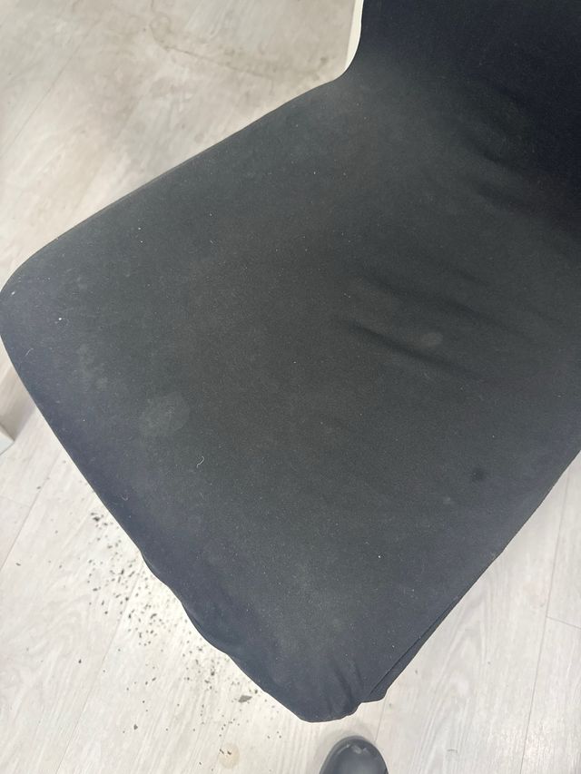 Mesa extensible con 4 sillas