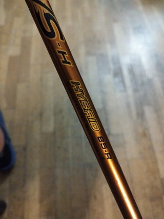Híbrido 5 Ben Hogan 27° Aldila NVS regular flex