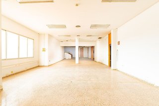 Local comercial en venta en Moncada