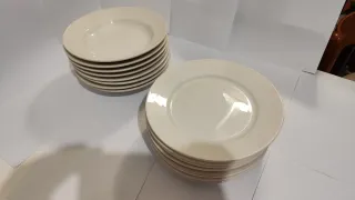 Set piatti Ginori in porcellana bianca