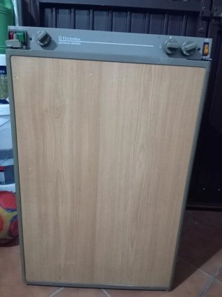Nevera Trivalente Electrolux
