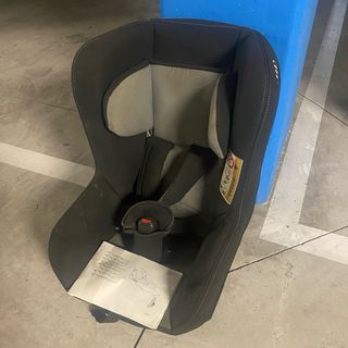Silla coche Isofix con base y pata. Original Audi