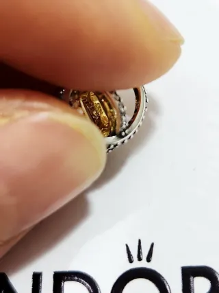 Charm Colgante Estrella Cruzada Brillante  Pandora