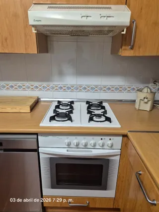 Cocina modular 305+60 cm y electrodomesticos