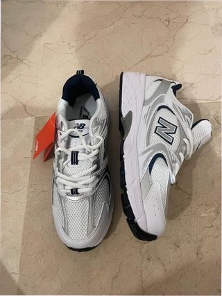 New Balance 530 Talla 37.5 Blanco Plata Marino