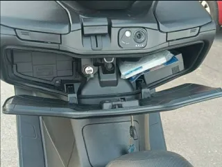 Suzuki Burgman 400 ABS Gris