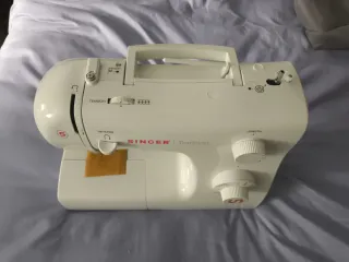 Máquina de coser Singer