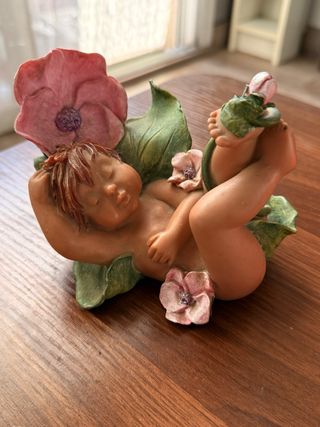 Figura Bebé Elisa con Flores