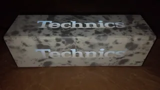 LOTE TECHNICS PROMO EXPOSITOR, ADHESIVO Y LAMPARA