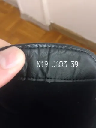 Botas de cuero negras