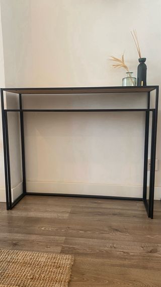 Consola madera y metal negra