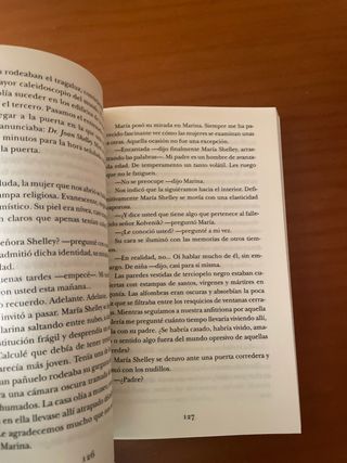 Marina (Spanish Edition)