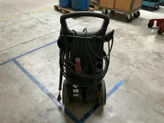 Hidrolavadora Karcher Amarilla