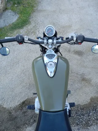 Moto azel zongshen 125cc 4 tiempos Café Racer Verd