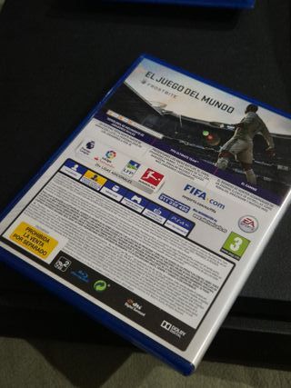 Ps4 slim negra con juegos