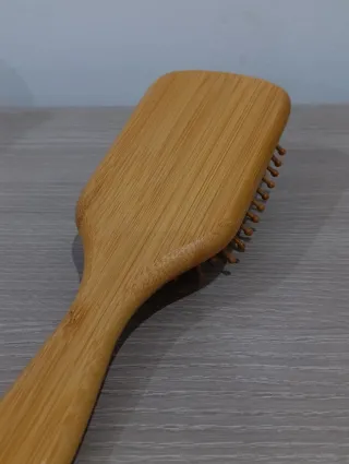 Cepillo de pelo de bambú