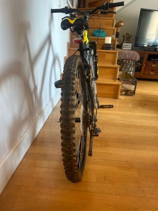 Bicicleta B-Pro Montaña Negra/Amarilla