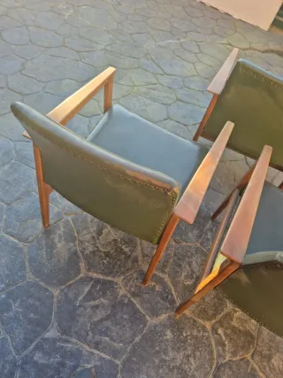 Sillones retro madera y cuero