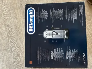 Cafetera DeLonghi Plata