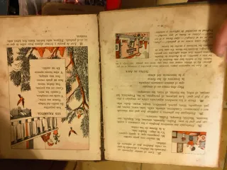 Libro antiguo de gramática