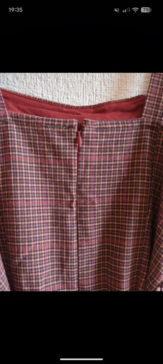Vestido corto de tirantes a cuadros