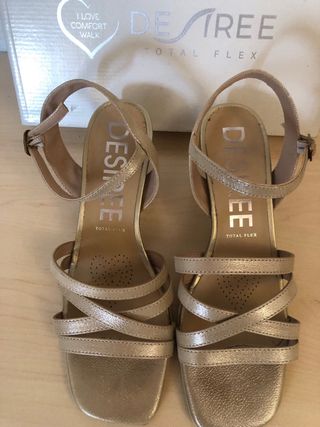 Sandalias Desirée Piel Beige/Oro
