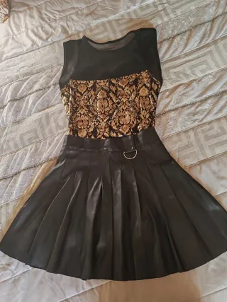 Body negro y dorado con transparencias