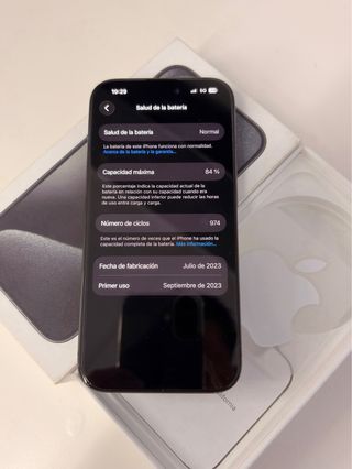 iPhone 15 Pro 84% Titanio natural 128GB