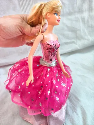 Barbie Vestido Rosa Fiesta reversible