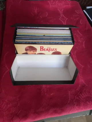 The Beatles CD Singles Collection Caja