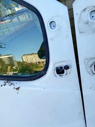 Puerta Delantera Derecha Blanca vivaro tráfic prim