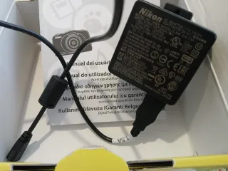 Cámara Nikon Coolpix S33 Amarilla