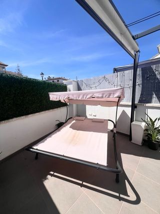 Hamaca de jardín negra y gris