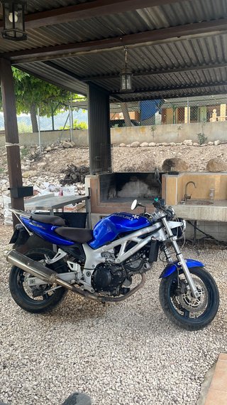 Suzuki SV 650 Naked Azul
