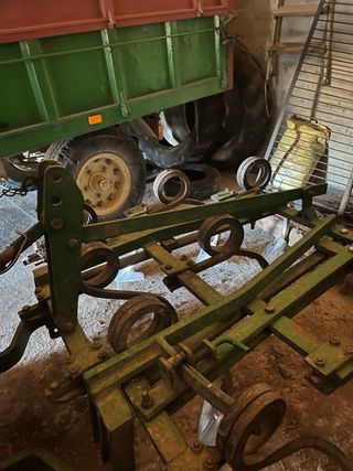 Tractor John Deere 1750 Viñedo