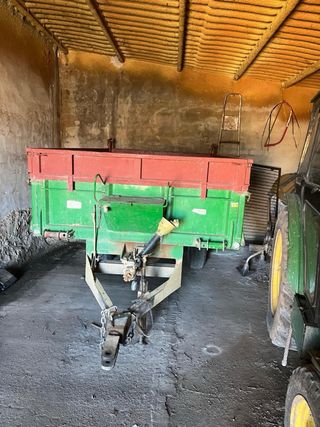 Tractor John Deere 1750 Viñedo