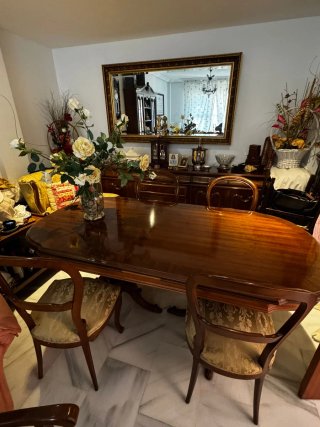 Mesa extensible madera con 4 sillas