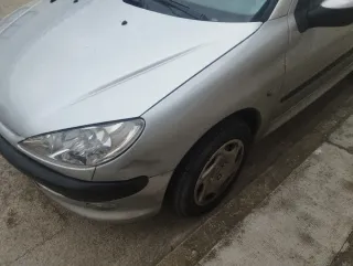 Peugeot 206 2004