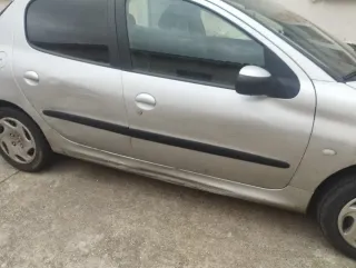 Peugeot 206 2004