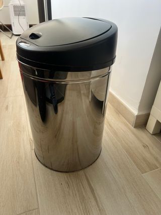 Cubo basura Kesser automático metal/plástico 30L